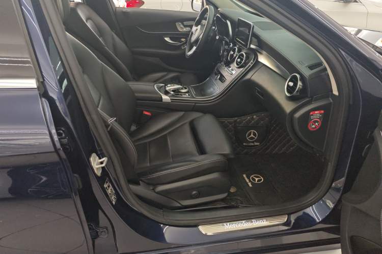 Used Mercedes-Benz C-Class 2015 C 200 L 4MATIC Sport Edition
