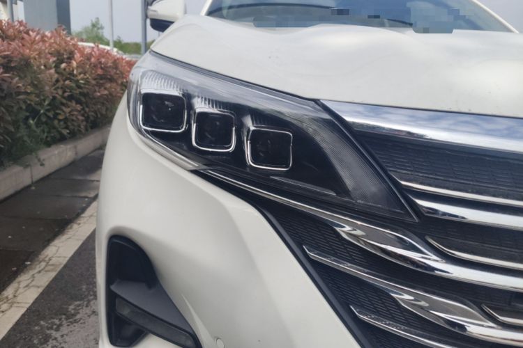 Used GAC Trumpchi GS5 2019 270T Automatic Luxury Edition Right Front Headlight