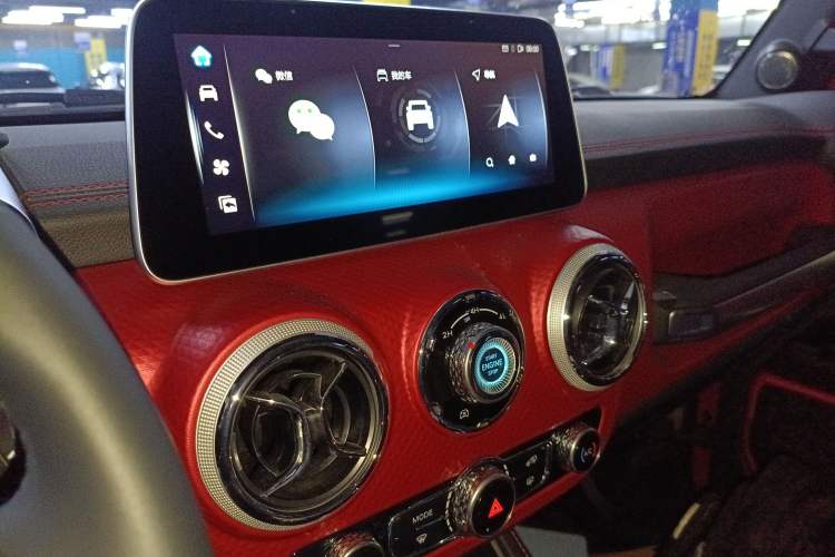 Used BAIC Off-Road BJ40 2023 2.0T Automatic Four-Wheel Drive Urban Hunter Edition Chivalrous Type
