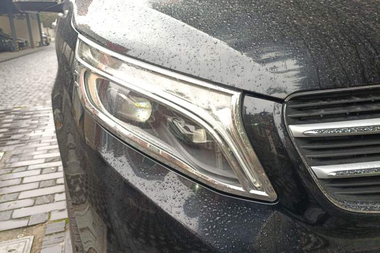 Used Mercedes-Benz V-Class 2016 V 260 Avantgarde Edition