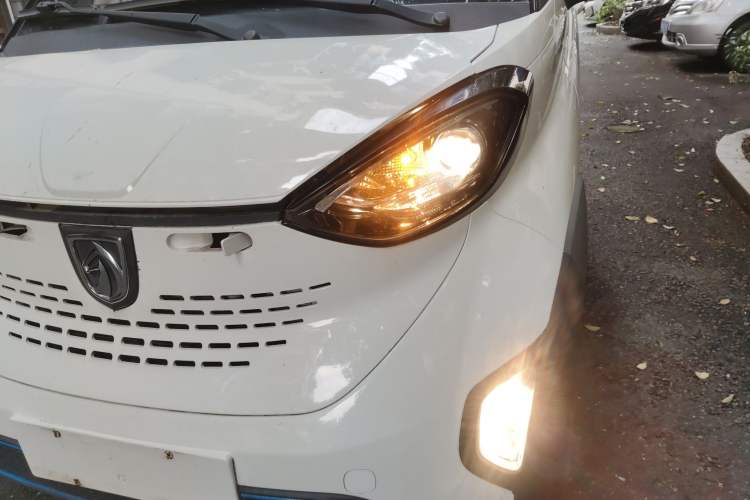 Used Baojun E100 2019 250KM Smart Drive Edition Left Front Headlight
