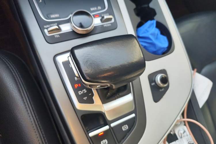 Used Audi Q7 2018 40 TFSI Comfort Model