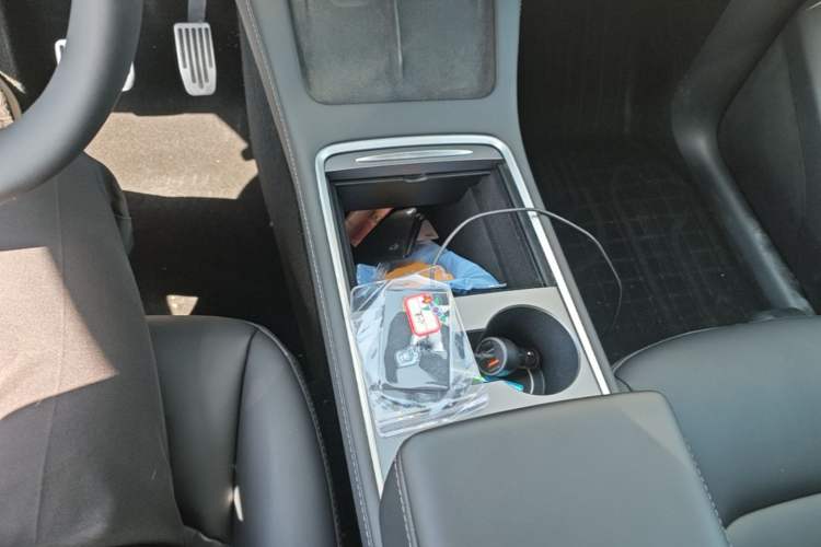 Used Tesla Model Y 2022 Rear-Wheel-Drive Version