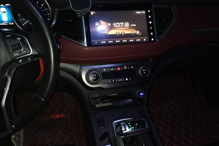 Used Haval H6 Coupe 2019 1.5T Automatic Two-Wheel Drive Luxury Smart Connectivity Version China VI Standard
