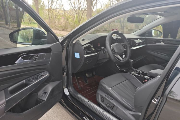 Used Volkswagen Passat 2023 Revised 380TSI Luxury Edition Driver Seat