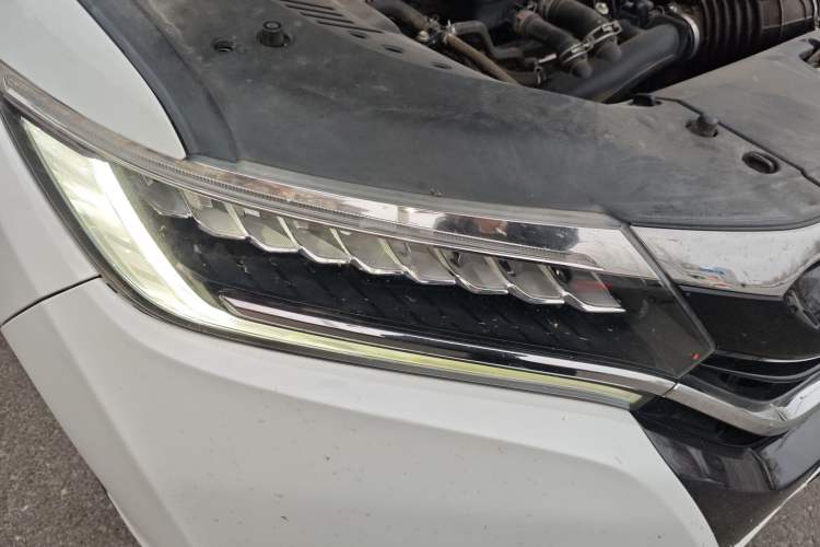 Used Honda UR-V 2017 240TURBO Two-Wheel Drive Luxury Edition China VI
