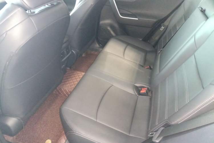 Used Toyota Wildlander 2022 2.0L CVT Four-Wheel Drive Luxury Edition Left Rear Seat