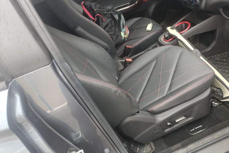 Used Chery Little Ant 2023 Updated Version 251 km Love Edition Lithium Iron Phosphate