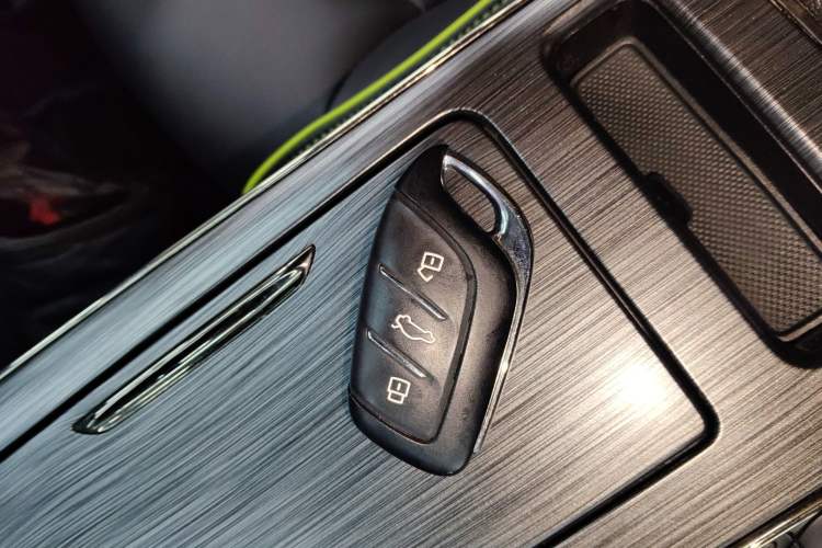 Used Roewe RX5 2021 PLUS 330TGI Automatic National Style Smart Luxury Edition
