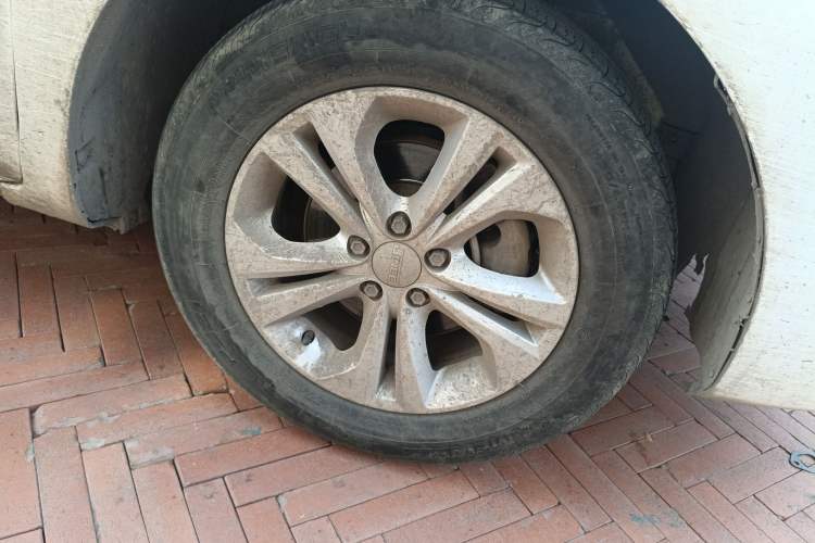 Used Jinbei F50 2017 1.6L Manual Comfort Model
