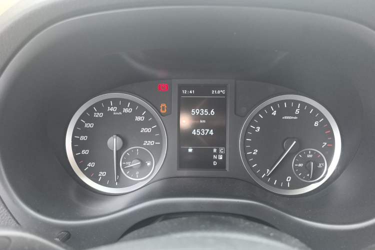 Used Mercedes-Benz Vito 2020 2.0T Elite Version 7 Seats