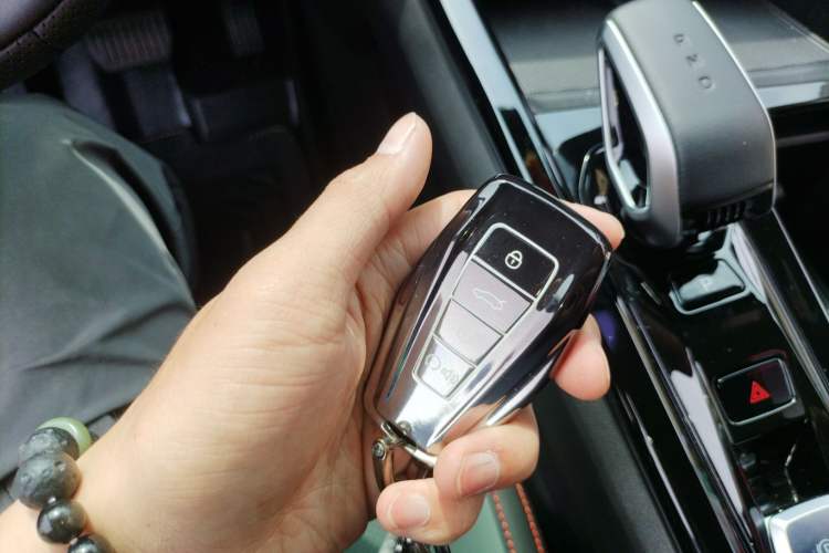 Used Geely Auto Emgrand X7 Sport 2024 1.5TD Prestige Edition Vehicle Key