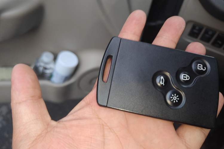 Used Renault Koleos 2013 2.5L Two-Wheel Drive Comfort Edition
