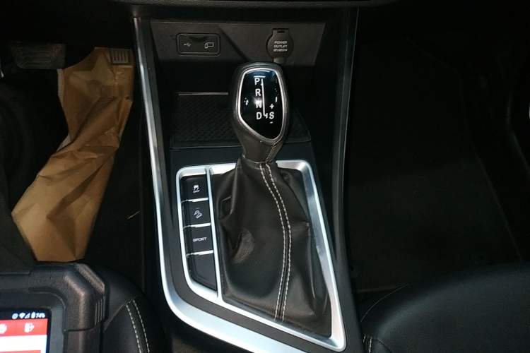 Used Geely Auto Vision X3 2019 Upgraded Model 1.5L CVT Prestige Version
