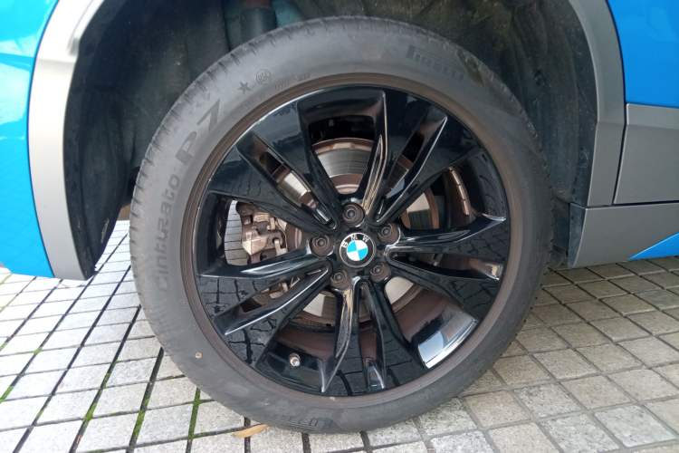 Used BMW X2 2021 Restyled sDrive25i M Sport Package Right Rear Wheel Hub