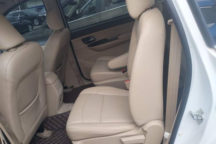 Used Wuling Hongguang 2016 1.5L S1 Deluxe Model China V-standard Left Rear Seat