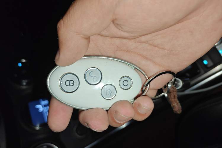 Used BYD Song New Energy 2017 Song DM 1.5TID All-Wheel Drive Luxury Model
