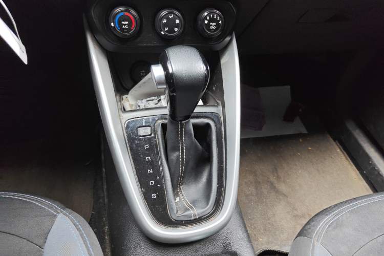 Used Baojun 510 2021 1.5L CVT Enjoy Edition Gear Lever