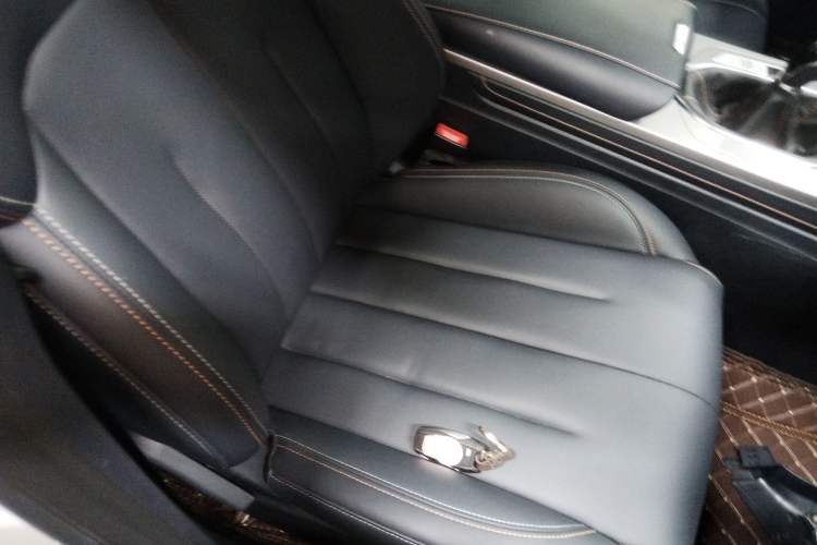 Used CHANGAN OSHAN X7 2020 1.5T Manual Luxury Version