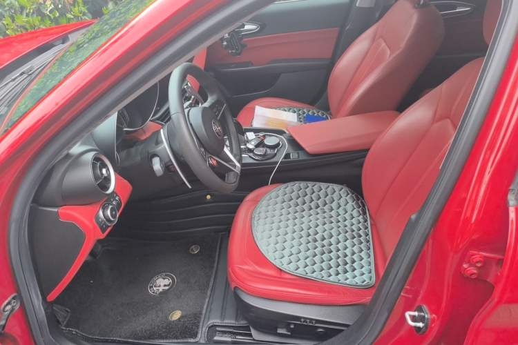 Used Alfa Romeo Giulia 2017 2.0T 280HP Luxury Edition