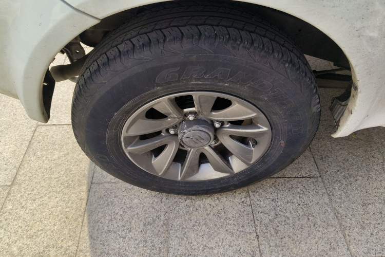 Used Suzuki Jimny 2015 1.3 AT JLX Exterior 5