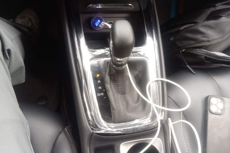 Used Roewe i5 2020 1.5L Automatic 4G Connect Luxury Flagship Edition