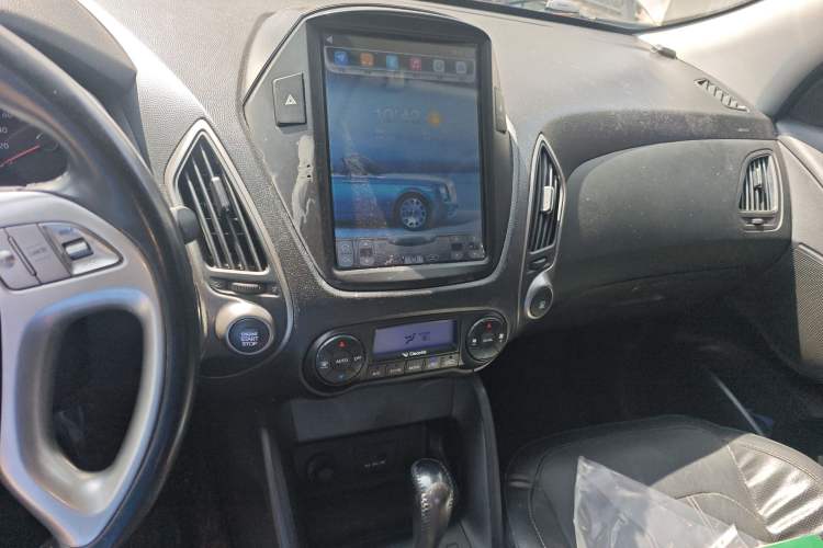 Used Hyundai ix35 2015 2.0L Automatic 2WD Smart Type China IV