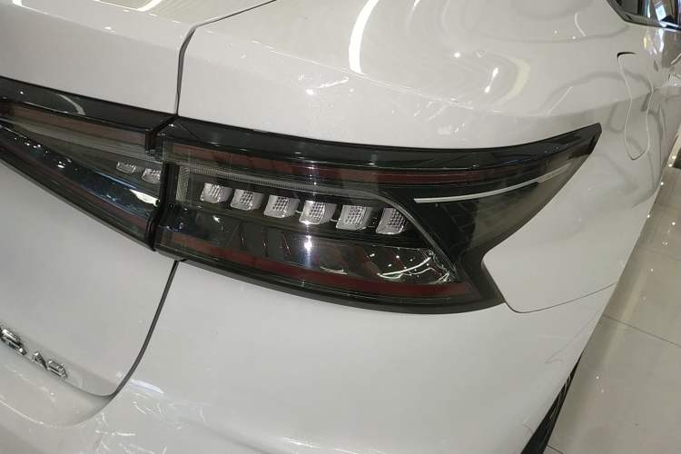 Used Chery Fengyun A8 2024 127 ZHU FENG Version