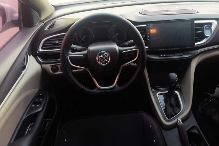 Used Buick GT 2017 15N Automatic Entry-Level Trim Steering Wheel