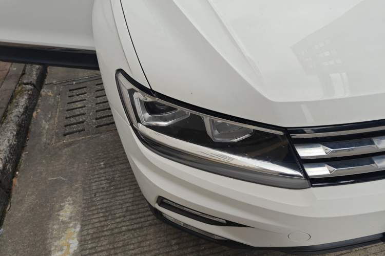 Used Volkswagen Tiguan L 2019 330TSI Automatic Two-Wheel Drive Panoramic Comfort Edition China V Standard