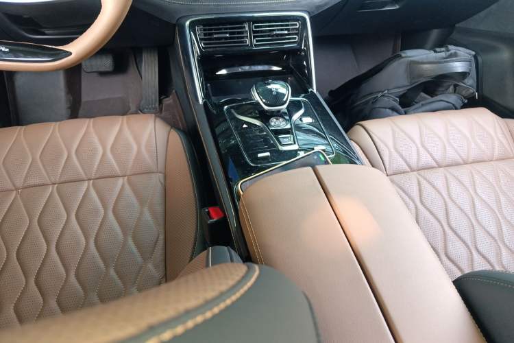 Used BYD Tang New Energy 2021 DM-i 112KM Prestige Model Gear Lever