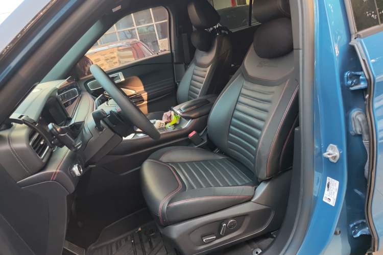 Used Ford Explorer 2023 EcoBoost 285 4x4 ST-LINE 6-Seater