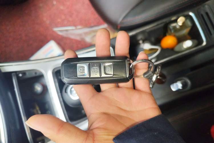 Used Baojun 560 2015 1.8L manual luxury version