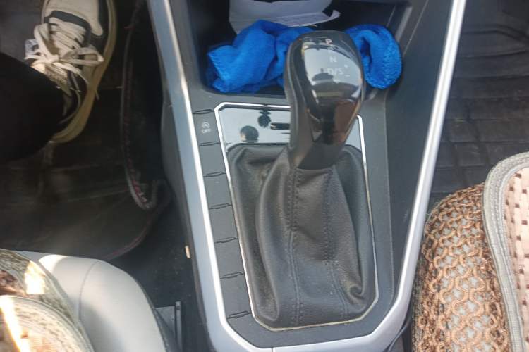 Used Volkswagen Polo 2019 Plus 1.5L Automatic Colorful Technology Edition Gear Lever