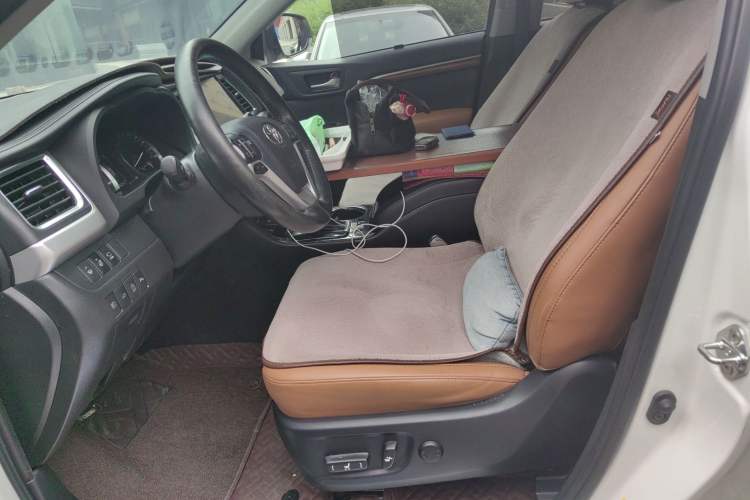 Used Toyota Highlander 2020 2.0T Four-Wheel Drive Millionth Anniversary Edition 7 Seats
