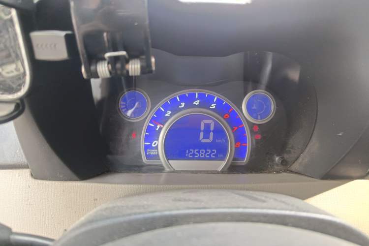 Used Lifan Auto 320 2012 Champion Edition 1.3L Manual Cool Leap Model
