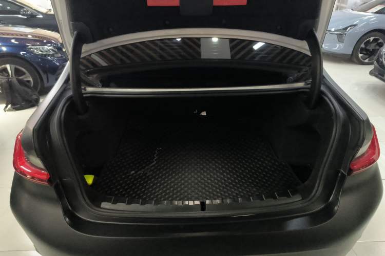 Used BMW 3 Series 2024 325Li M Sport Package
