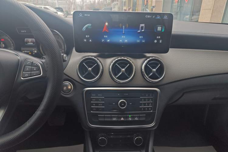 Used Mercedes-Benz GLA 2016 GLA 200 Fashion Model