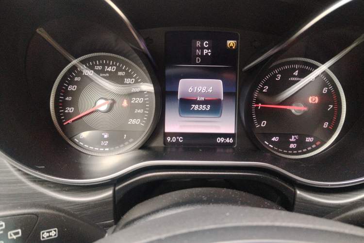 Used Mercedes-Benz V-Class 
