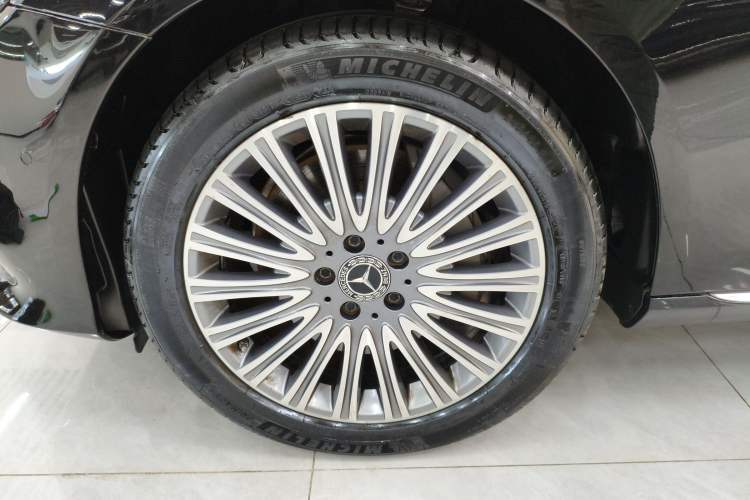 Used Mercedes-Benz E-Class 2020 Facelift E 300 L Stylish Edition