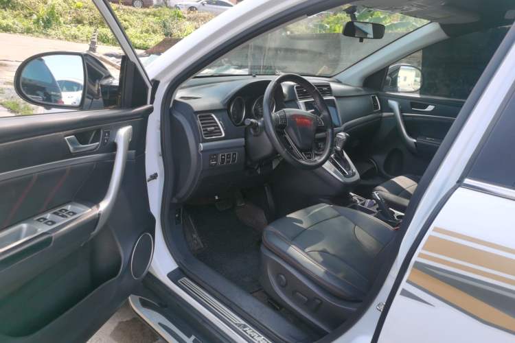 Used Haval H6 2015 Sport Edition 1.5T Automatic Two-Wheel Drive Luxury Model
