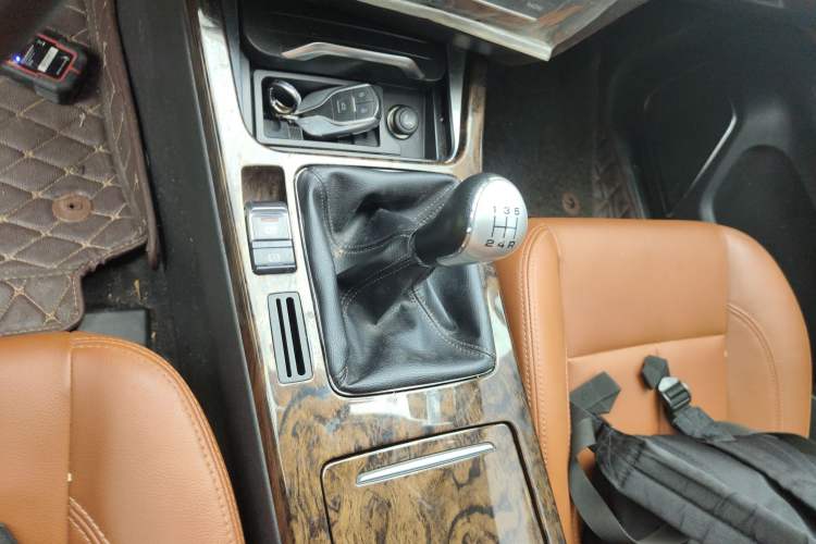 Used Hanteng X7 2016 2.0T Manual Luxury Version