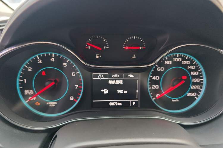 Used Chevrolet Cruze 2018 320 Automatic Pioneer Sunroof Edition Instrument Cluster
