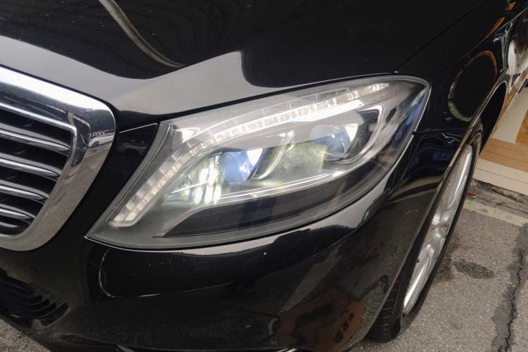 Used Mercedes-Benz S-Class 2017 S 320 L Business Model Left Front Headlight