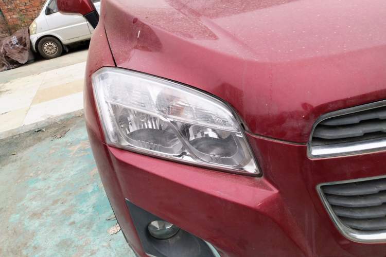 Used Chevrolet Trax 2016 1.4T Manual Two-Wheel Drive Comfort Version with Sunroof