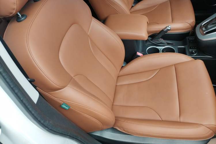 Used Haval H6 2015 Sport Edition 1.5T Automatic Two-Wheel Drive Luxury Model