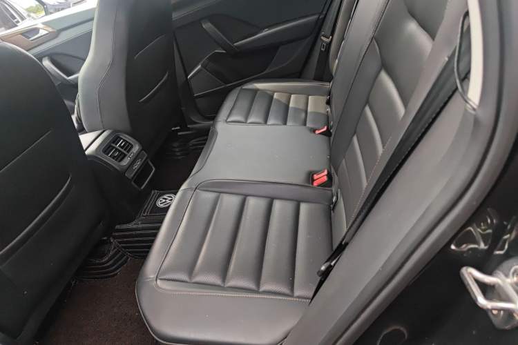 Used Volkswagen Tharu 2020 280TSI Two-Wheel Drive Luxury Plus Version China VI Standard