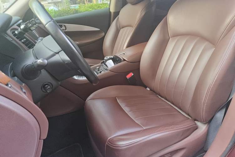 Used Infiniti QX50 2015 2.5L Luxury Edition