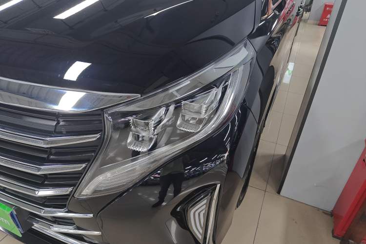 Used GAC Trumpchi M8 2024 Lingxiu Series 390T Deluxe Edition Left Front Headlight