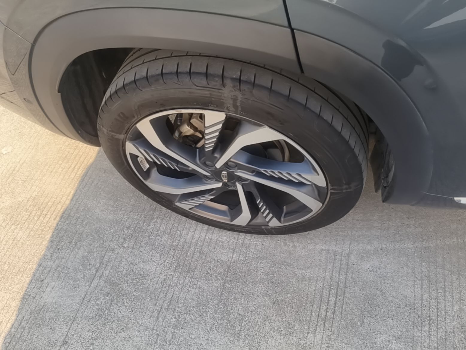 Geely Auto Monjaro L 2021 2.0TD DCT EVO Two-Wheel Drive Smart Luxury Version — снимка 11
